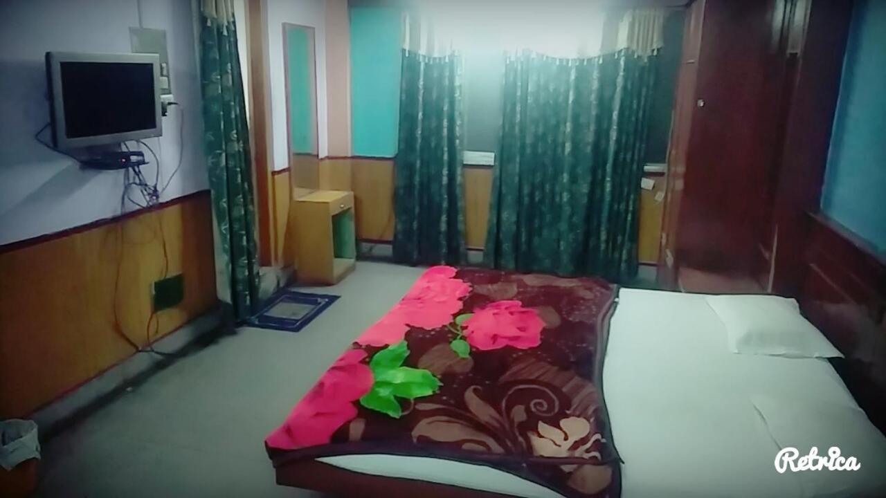 New Crown Hotel Indore Zewnętrze zdjęcie