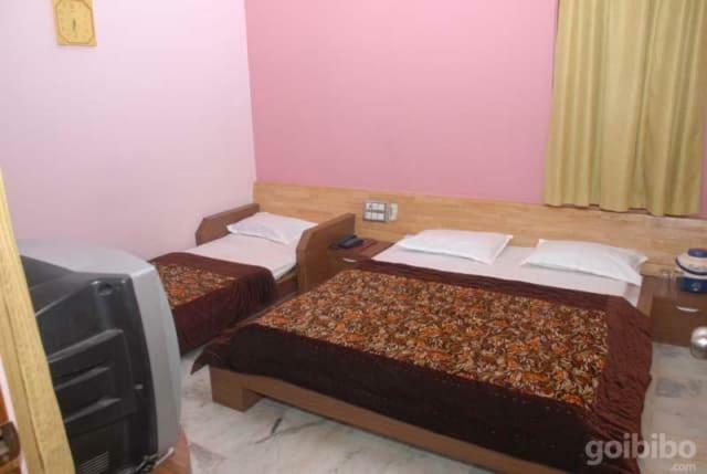 New Crown Hotel Indore Zewnętrze zdjęcie